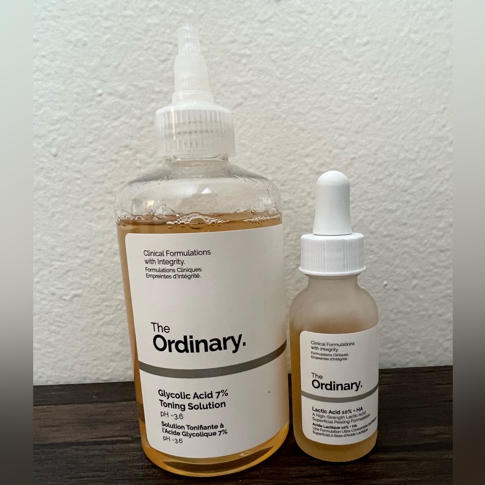 The Ordinary Glycolic Acid 7% Toning Solution & Lactic Acid 10% + HA Bundle